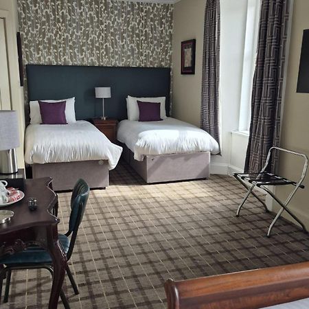 Commercial Hotel Alness Extérieur photo