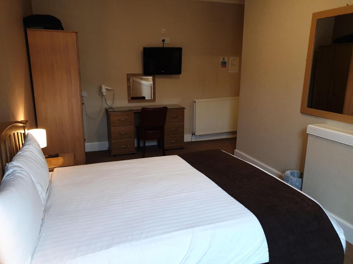 Commercial Hotel Alness Extérieur photo