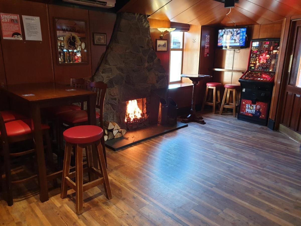 Commercial Hotel Alness Extérieur photo