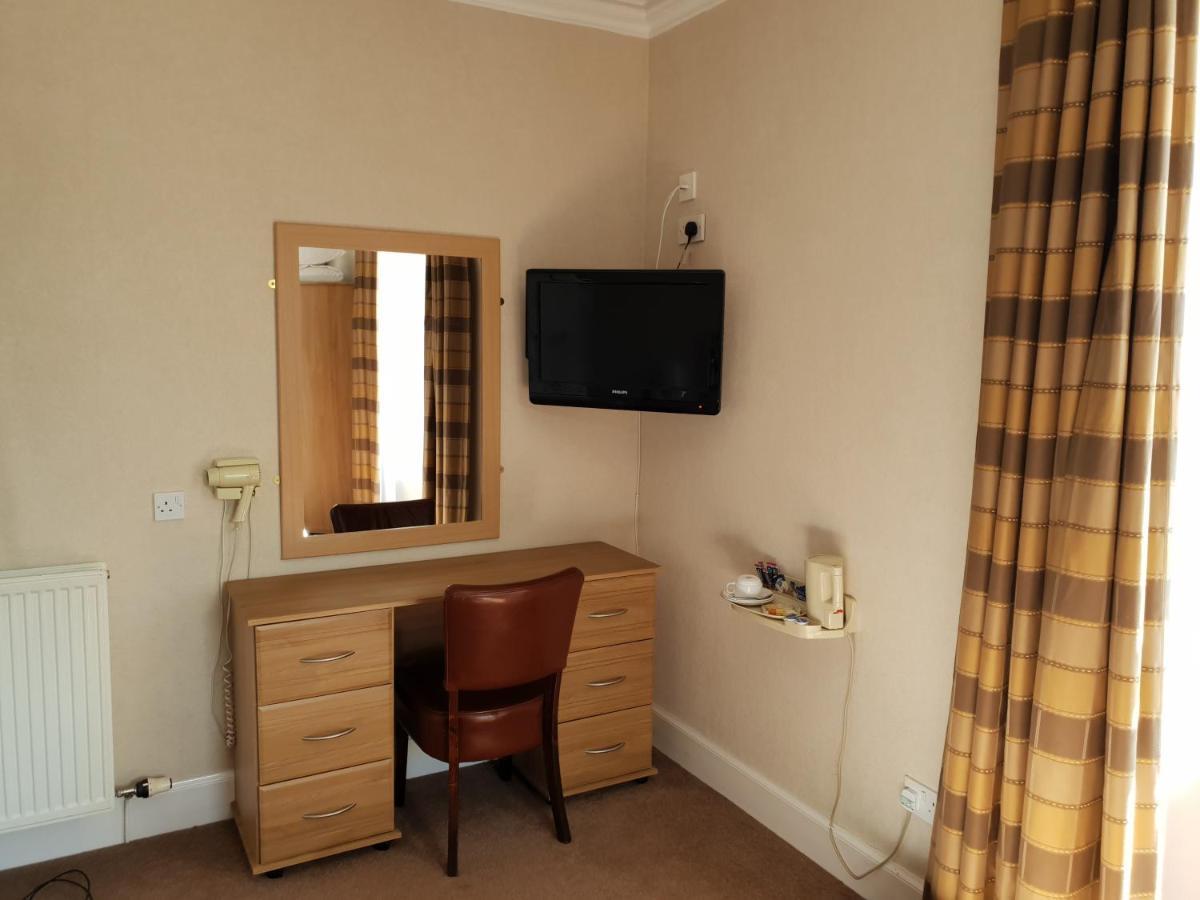 Commercial Hotel Alness Extérieur photo